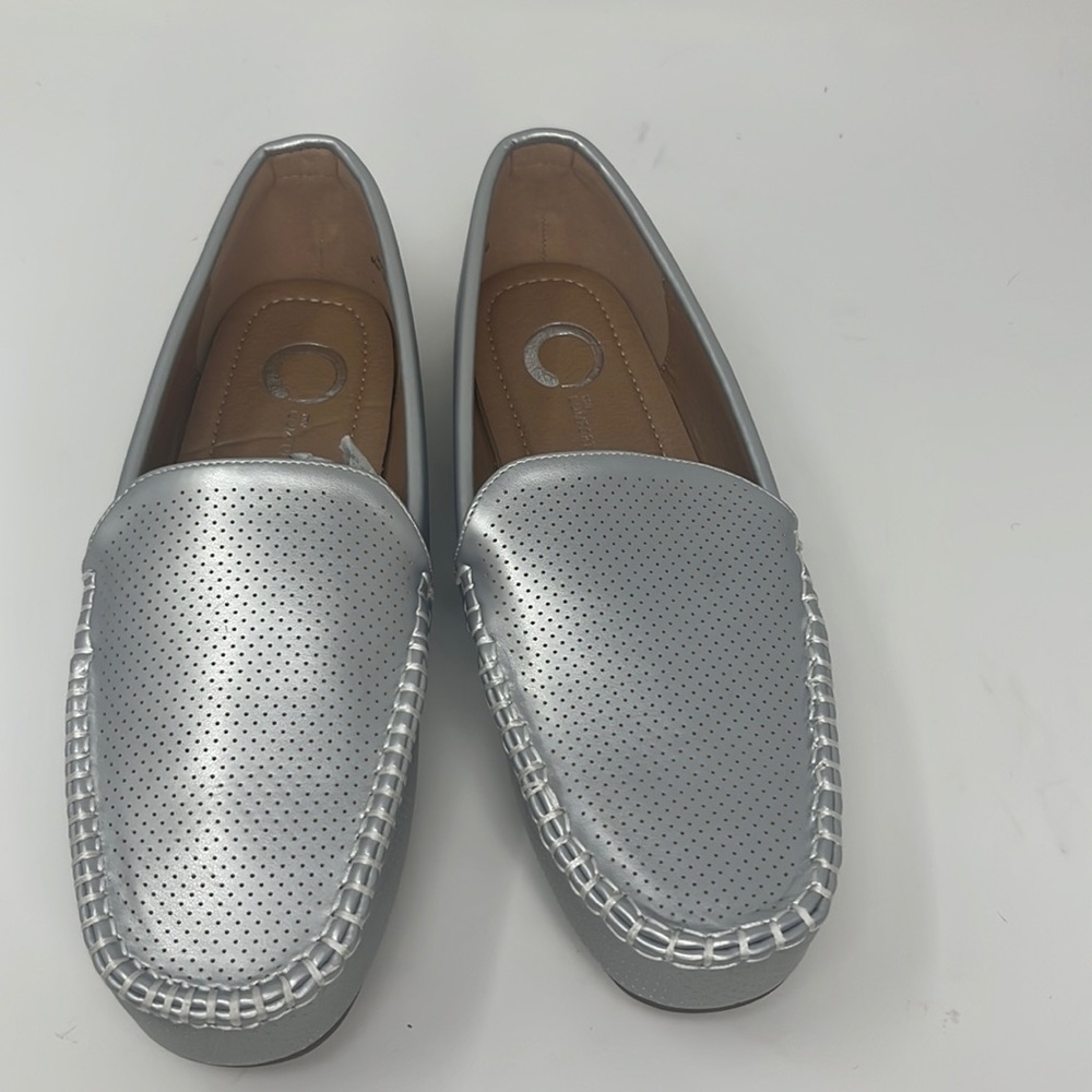 Gray casual shoes